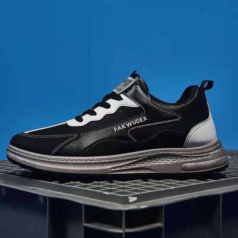 Los TL-702 Negros son zapatos deportivos modernos, con una parte superior de cuero y piel sintética y una costura doble en la puntera y el talón. Incorporan una zona acolchonada en el talón y en las paredes laterales para proporcionar mayor comodidad y seguridad al patinar. ¡Una gran opción para aquellos que disfrutan de la práctica del skateboard al aire libre!