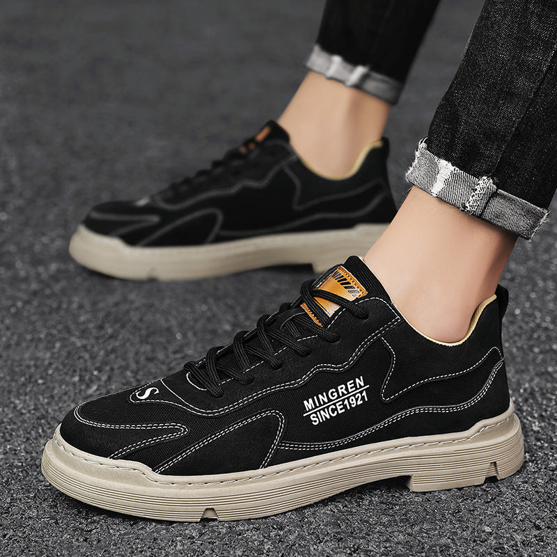 021-Negro. Es la zapatilla perfecta para llevar todos los días. Diseñada con una combinación de cuero sintético y malla, de suela de goma de alta tracción, esta zapatilla ofrece un estilo casual a la moda para conseguir un look moderno. costuradas que resaltan su estilo