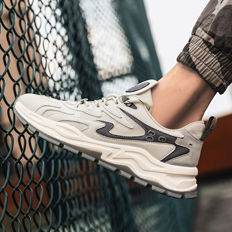 Presentando el 042-Beige, tenis informales perfectos para todas las actividades diarias. Están hechos con tejido de malla que proporciona alto rendimiento, imitación de piel de becerro para la comodidad y el estilo, y una suela ligera antideslizable para la estabilidad y la tracción. Además, los cordones cilíndricos aseguran un ajuste perfecto y permiten la transpiración todo el día.