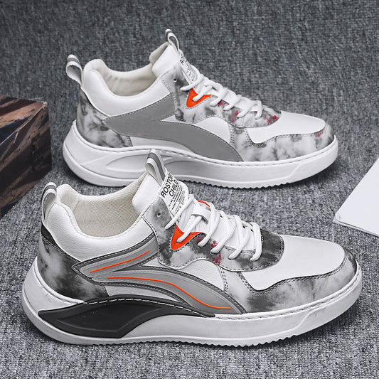 Las 044-Blanco son zapatillas de estilo botín ideales para practicar patineta. Cuentan con atado fuerte para mayor ajuste, imitación de cuero para mayor comodidad, transpirables para mantener los pies secos, suela antideslizante para garantizar un mejor agarre al suelo y un estilo juvenil cool a la moda. Perfectas para la patineta.