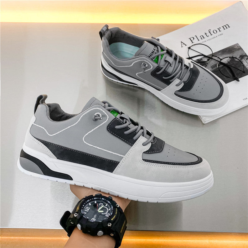 Los 040- Gris son una zapatilla ideal para cualquier tipo de terreno. Proporcionan comodidad gracias a su costura sobrepuesta, su suela y su imitación piel de gamuza y cuero sintético. Estas zapatillas están diseñadas para soportar terrenos húmedos ya que sus componentes no absorben agua en la plantilla. La suela proporciona tracción y fricción, para evitar caídas.