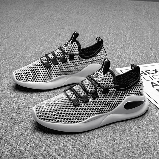 El 028-Blanco (Con Pita) es un zapato cómodo para hombres diseñado con características modernas. Está fabricado con cordones elásticos para un ajuste seguro, imitación media suela eva ligera para una distribución de peso estable, plantilla suave para comodidad duradera, malla acolchada para frescura y transpirabilidad, red elástica para confort y cintas elásticas para una mayor sujeción. Una pisada cómoda para diario.