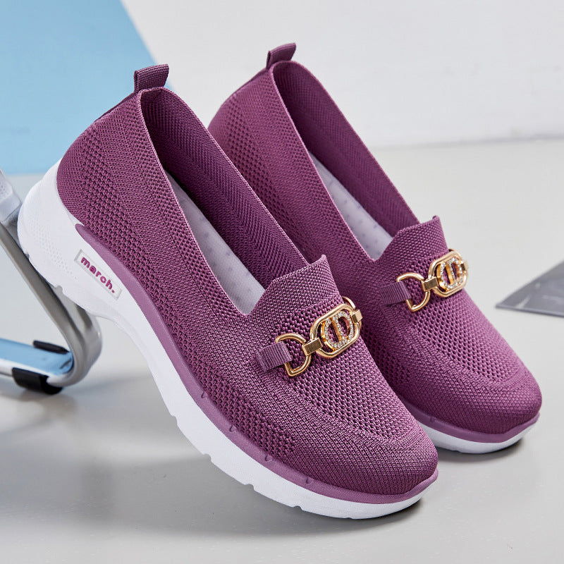 Los G-1226 Morado son mocasines con plataforma, con malla sin cordones, de diseñador y totalmente transpirable. Están diseñados para la mujer moderna que busca moda y comodidad. G-1226  Morado ofrece un buen oxigenación para evitar el sudor y los malos olores. Esta es la elección perfecta para mujeres modernas que buscan estilo y los últimos diseños.