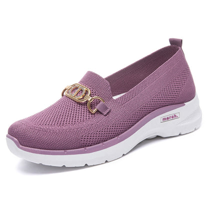 Los G-1226 Morado son mocasines con plataforma, con malla sin cordones, de diseñador y totalmente transpirable. Están diseñados para la mujer moderna que busca moda y comodidad. G-1226  Morado ofrece un buen oxigenación para evitar el sudor y los malos olores. Esta es la elección perfecta para mujeres modernas que buscan estilo y los últimos diseños.